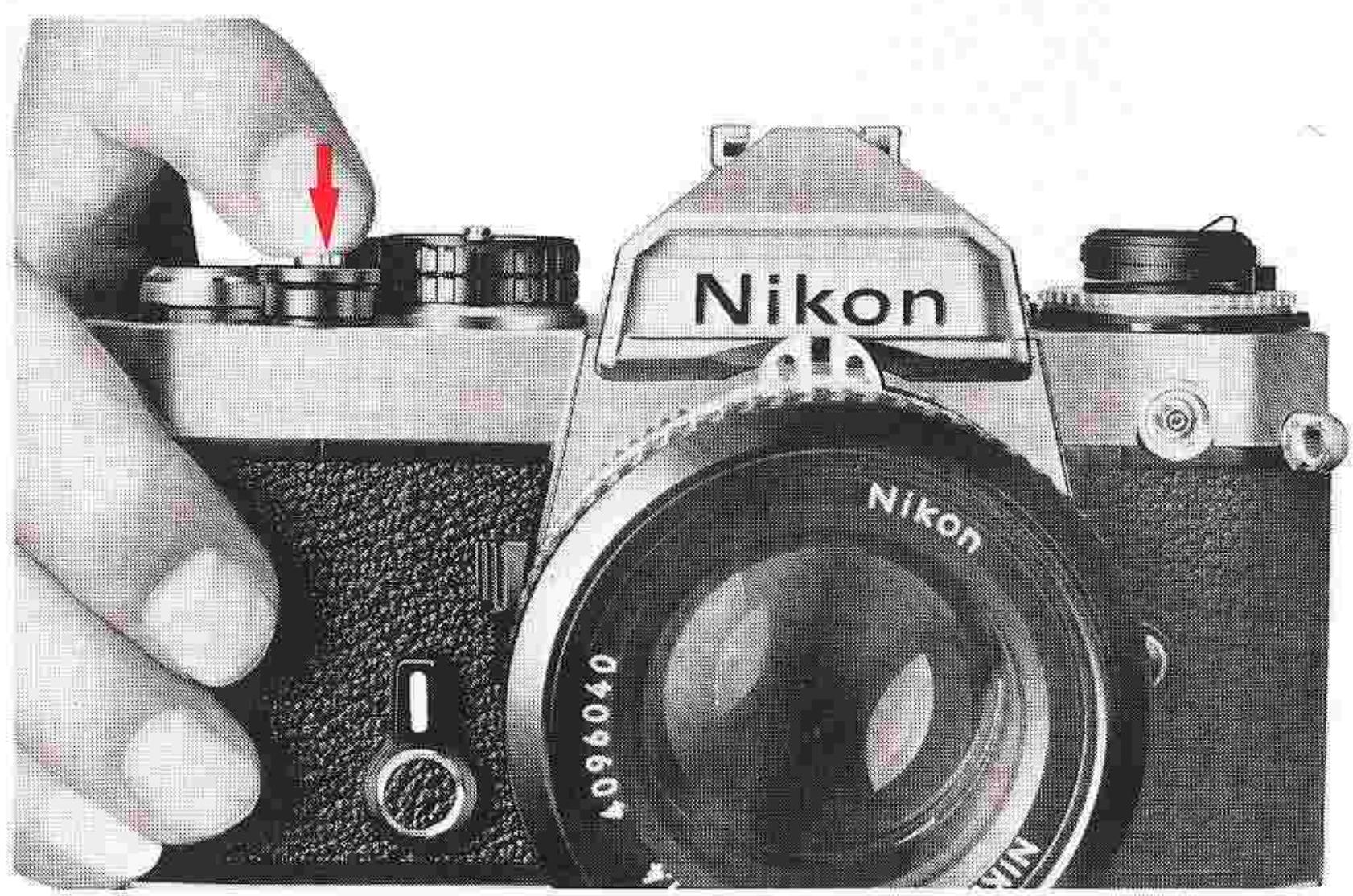 NIKON FE - Operation with Cable Release - 1