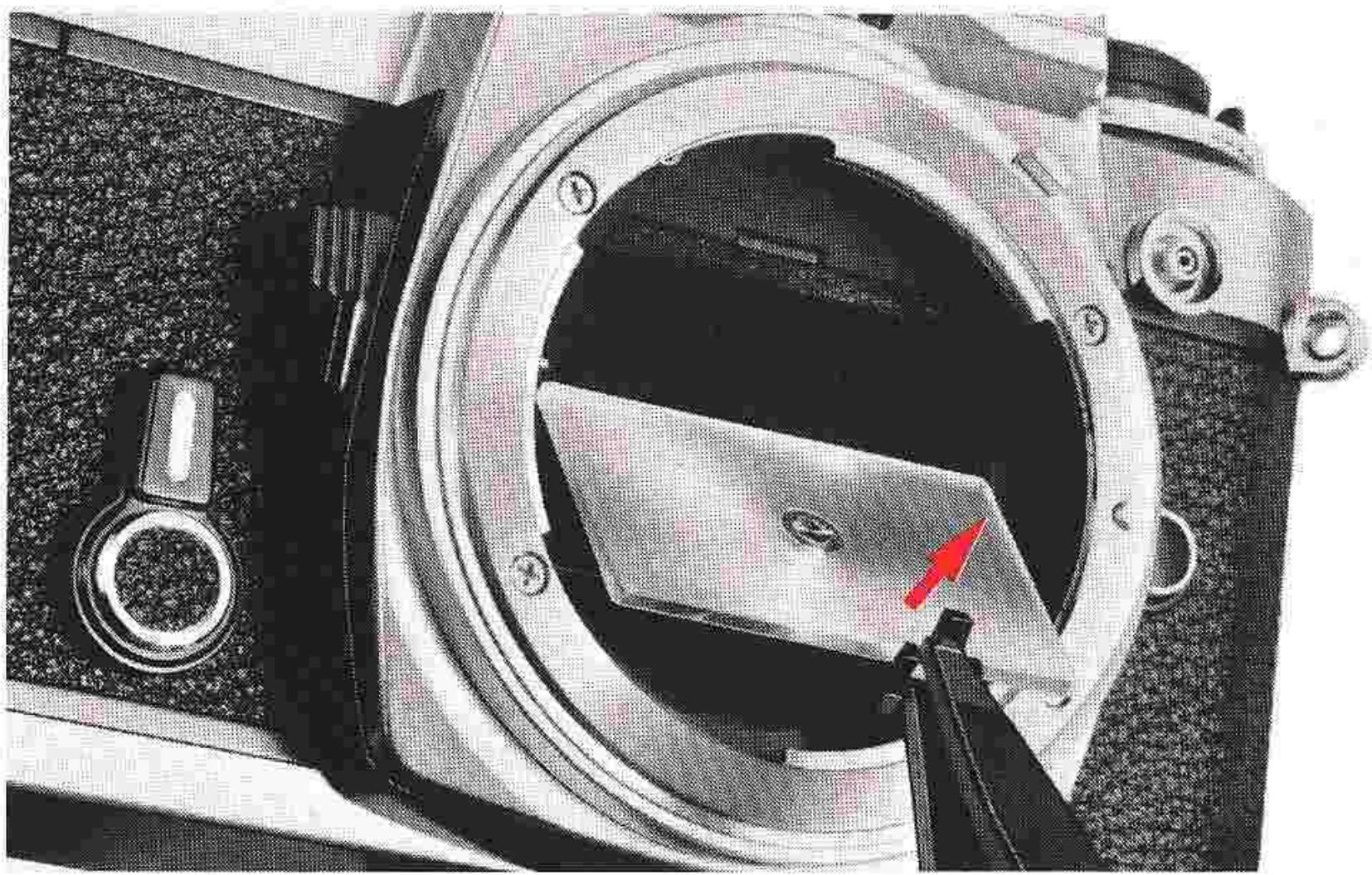 NIKON FE - CHANGING FOCUSING SCREENS - 2