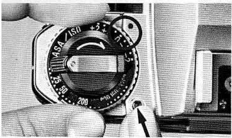 NIKON FG - CONTROLS IN DETAIL—continued - 1