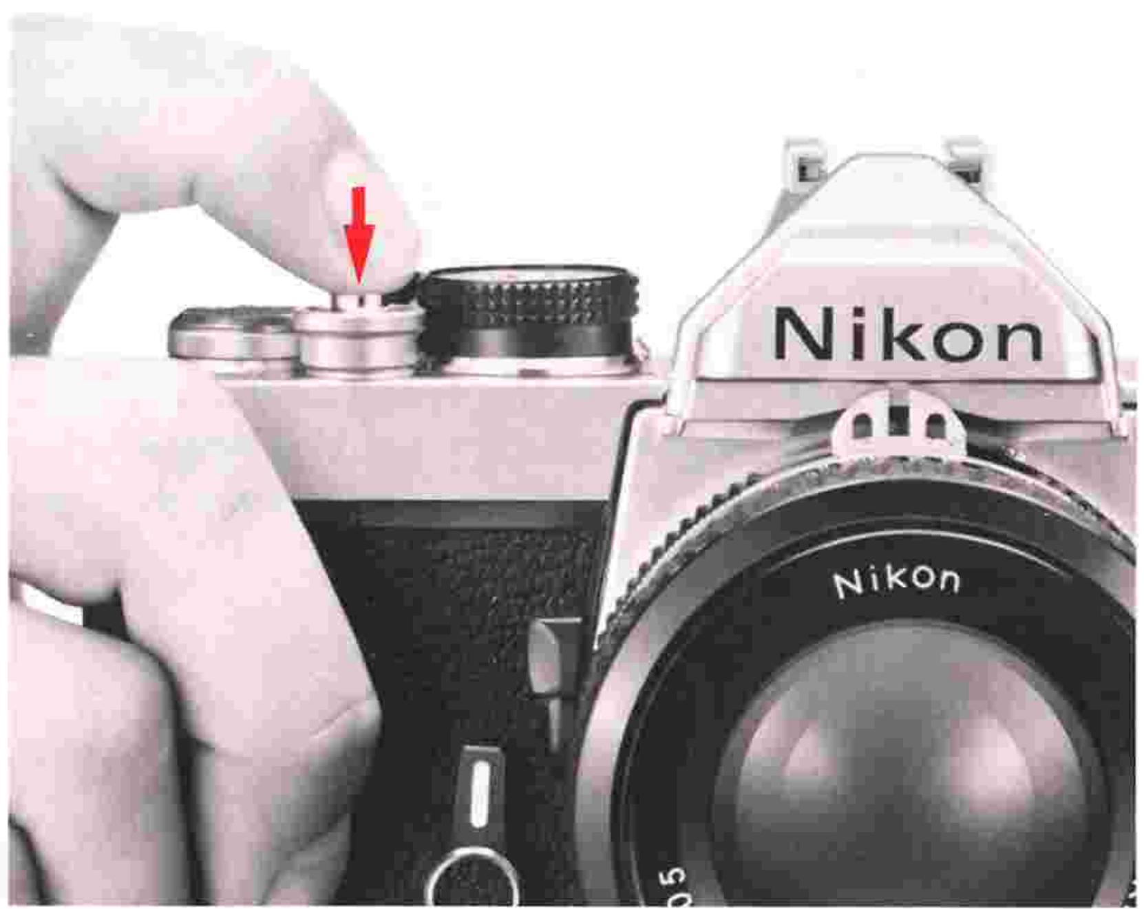 NIKON FM - HOLDING THE CAMERA - 2