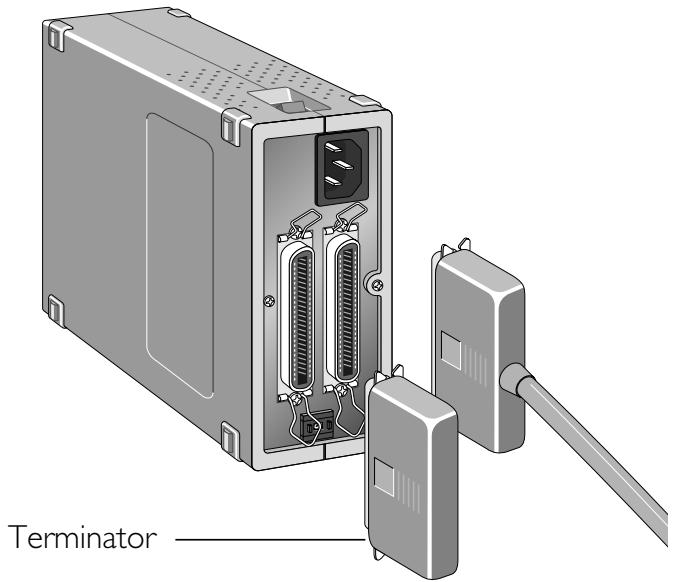 NIKON COOLSCAN II - Connecting the SCSI Cable - 3