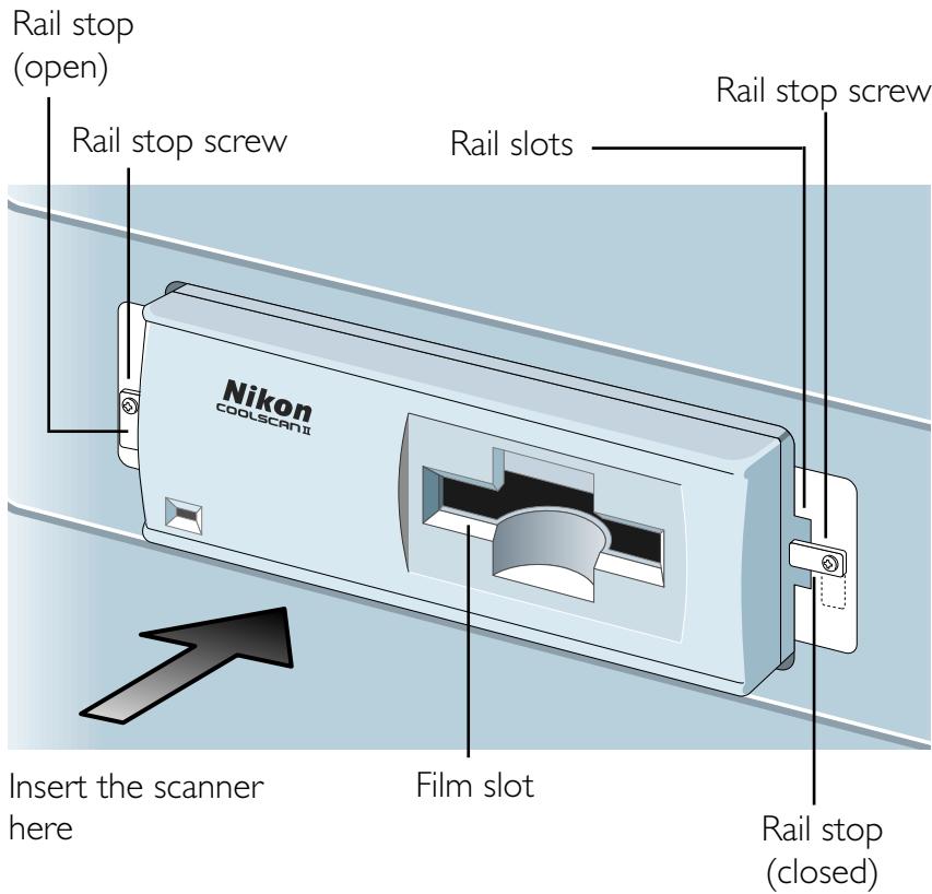 NIKON COOLSCAN II - The computer drive bays - 1