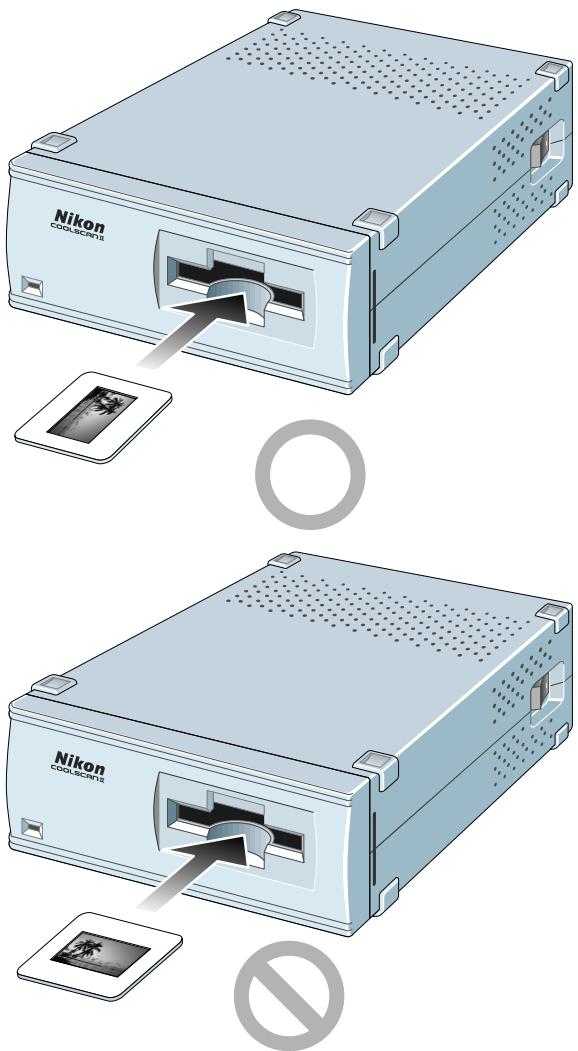 NIKON COOLSCAN II - Insertion of Mounted slides - 1