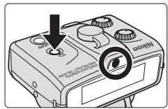 NIKON SU-800 - Switching the Target Light (focus assist lamp) on or off - 1