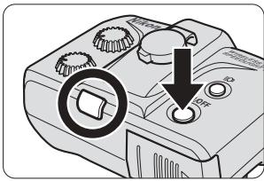 NIKON SU-800 - Turning on the camera and SB-R200. - 1