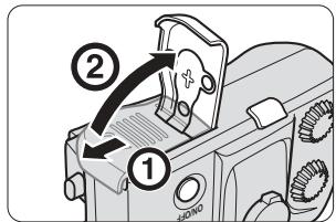 NIKON SU-800 - Installing batteries in the SB-R200. - 1