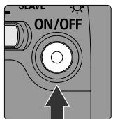 NIKON SB-50DX - Attaching the SB-50DX to the Camera - 2