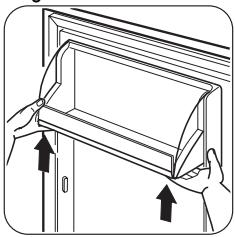 FAURE FBA6240A - Positioning the door shelves - 1