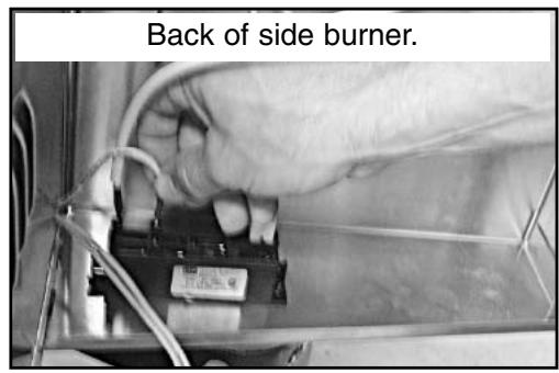 AEG-ELECTROLUX GL30NKEC - NOTE: It does not matter which wire goes to which terminal on the igniter. - 1