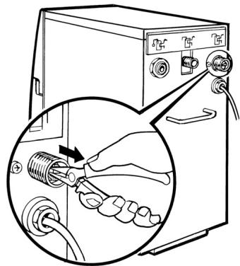 AEG-ELECTROLUX RO400C - Nettoyage du filtre grossier - 2