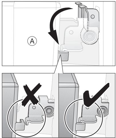 AEG-ELECTROLUX E4106-5-M DE R08 - Hanging the oven door back on its hinges - 3