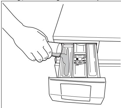 AEG-ELECTROLUX LB3253 - Measure out the detergent and the fabric softener - 1