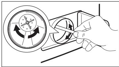 AEG-ELECTROLUX L60463FL - To clean the drain pump: - 5