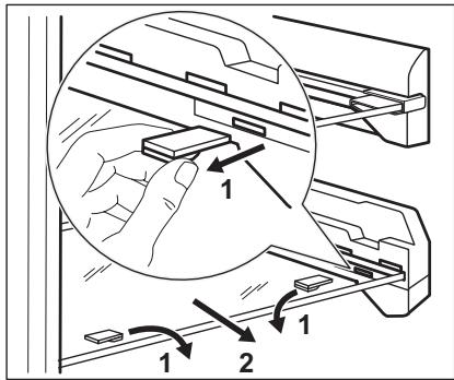 AEG-ELECTROLUX SG231N - RIMOZIONE DEI CESTELLI E DEI RIPIANI IN VETRO DAL CONGELATORE - 3