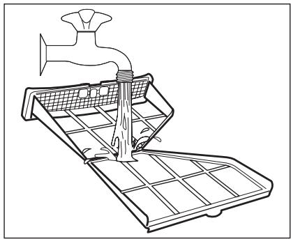 AEG-ELECTROLUX TP6040TW - CLEANING THE PRIMARY FILTER - 4
