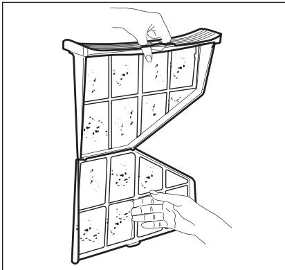 AEG-ELECTROLUX TWGL4E200 - CLEANING THE PRIMARY FILTER - 3
