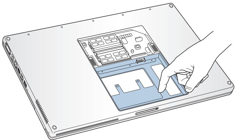 APPLE POWERBOOK G4 17-INCH - Step 2: Installing Memory - 2