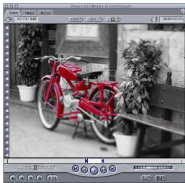 APPLE FINAL CUT PRO 5 - Example: Using the Limit Effect Controls to Isolate a Specific Color Against Grayscale - 4
