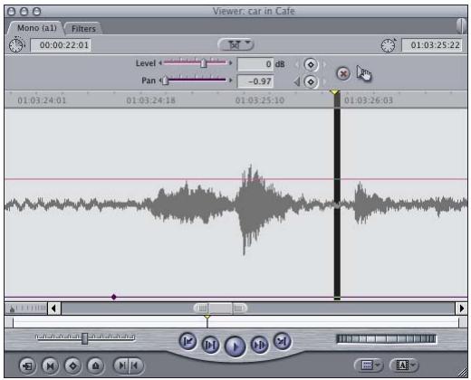 APPLE FINAL CUT PRO 5 - To set up a dynamic stereo pan using keyframes: - 4