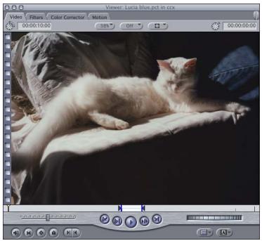 APPLE FINAL CUT PRO 5 - Example: Using the Color Corrector Filter - 10