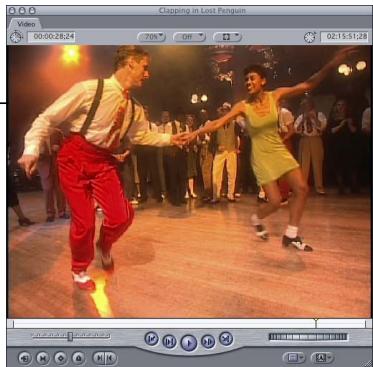 APPLE FINAL CUT PRO 5 - Example: Using the Limit Effect Controls to Change a Specific Color - 1