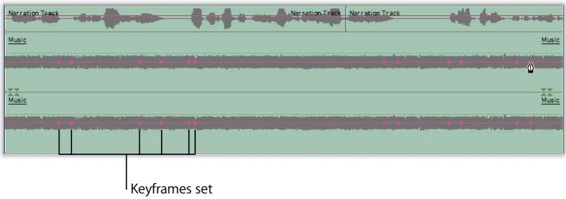 APPLE FINAL CUT PRO 5 - Example: Using Keyframes in the Timeline to Automate Audio Levels - 2