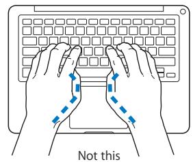 APPLE MACBOOK MB466F-A - Keyboard and Trackpad - 4