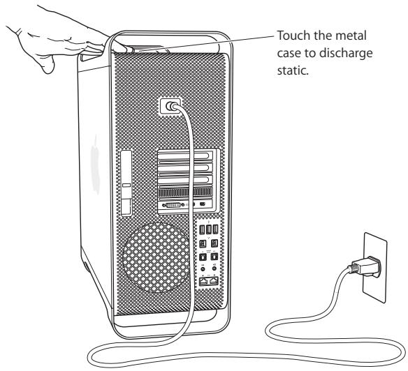 APPLE MAC PRO SERVER - Opening Your Mac Pro - 1