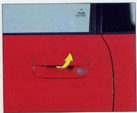 PEUGEOT 406 COUPEE - Attention à la longue portée de la télécommande. - 1