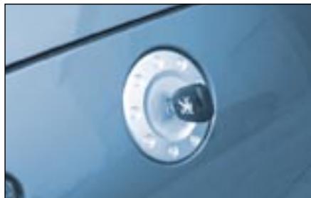 PEUGEOT 206 CC - Pour fermer - 1