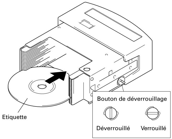 PIONEER DRM-7000 - Introduisez des disques dans un hypermagasin à 20-disques et introduisez le magasin dans le changeur. - 1