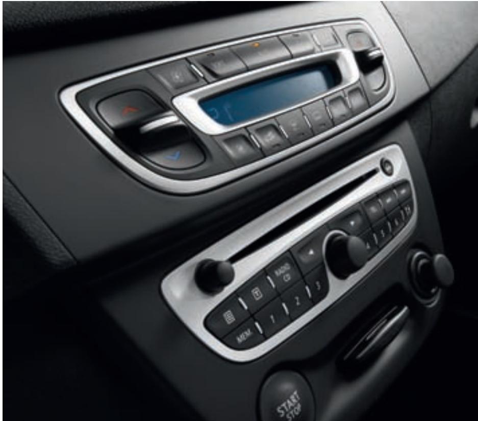 RENAULT MEGANE COUPE - DESIGN d'exception - 6