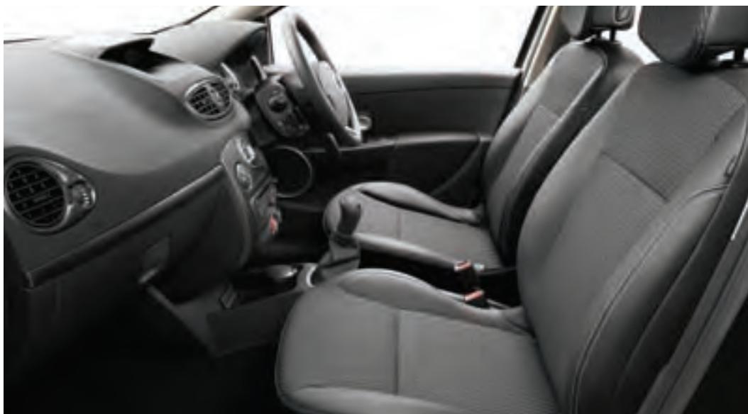 RENAULT CLIO GT - DYNAMIQUE AND TOMTOM EDITION - 3