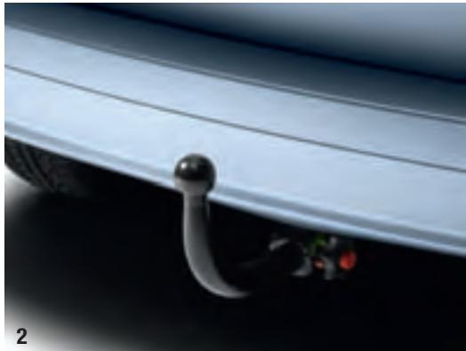 RENAULT CLIO GT - TOW BAR MOUNTED CYCLE CARRIER AND ROOF BOX - 1