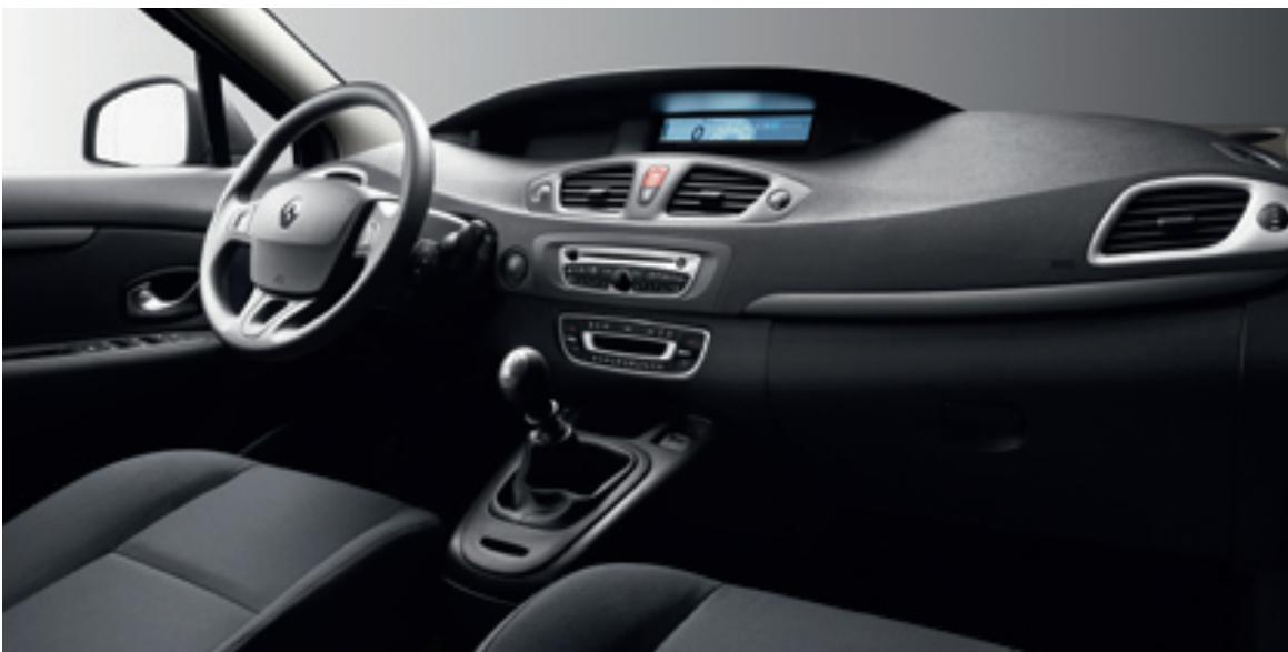 RENAULT GRAND SCENIC - Sportivité et praticité. - 1