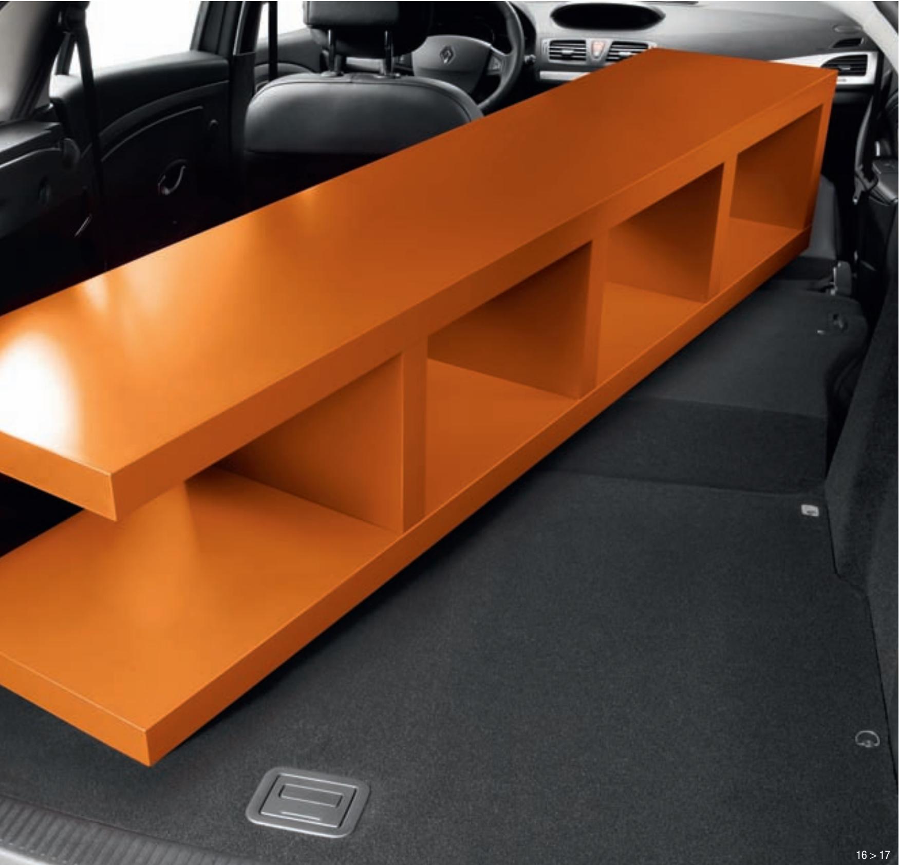 RENAULT MEGANE ESTATE - Habitabilité - 8