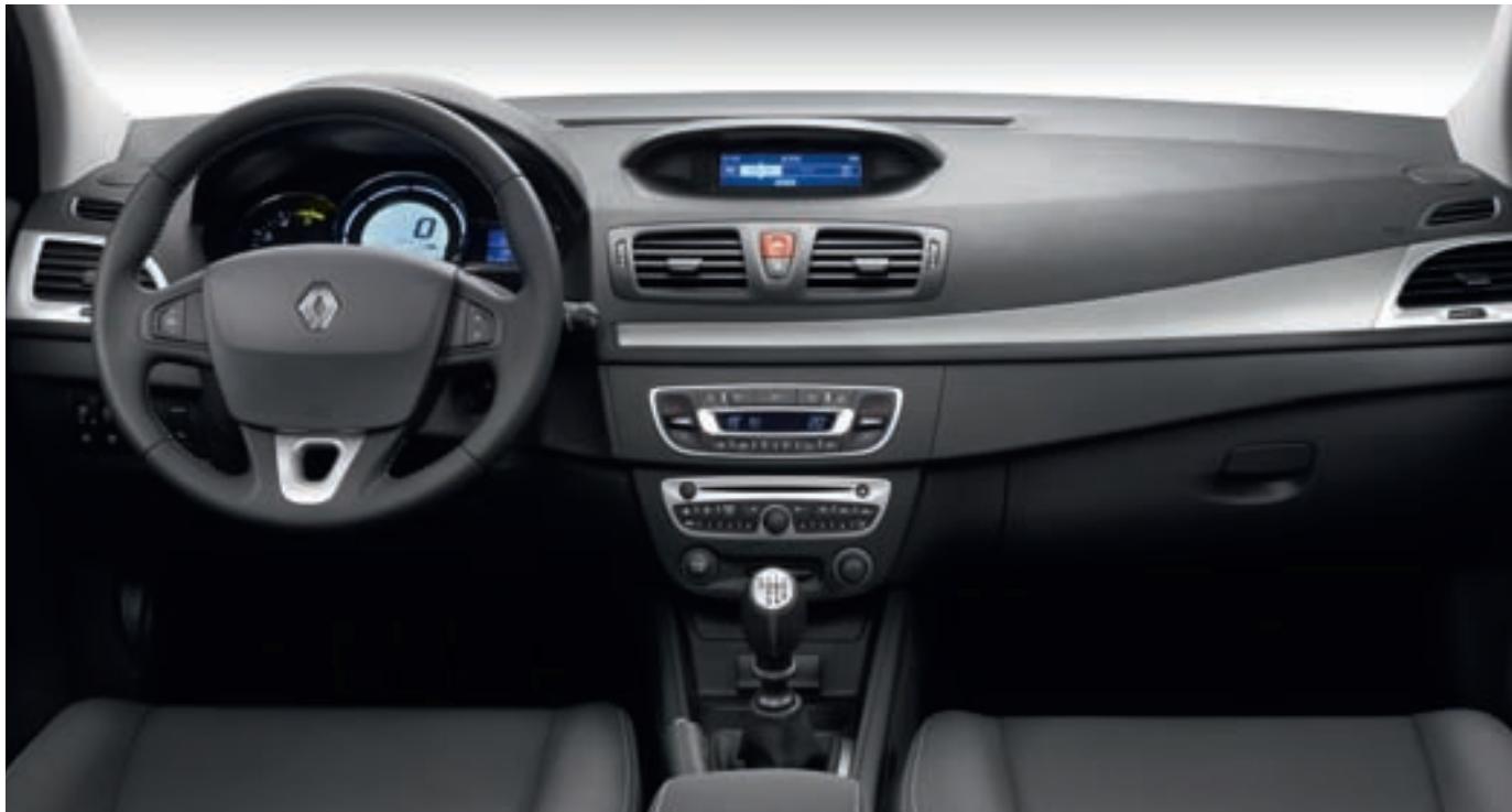 RENAULT MEGANE ESTATE - Carminat TOMTOM - 1