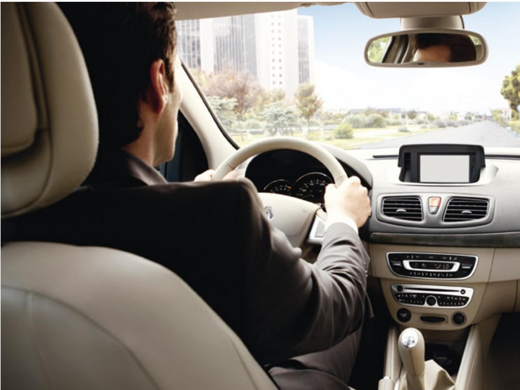 RENAULT FLUENCE - 8