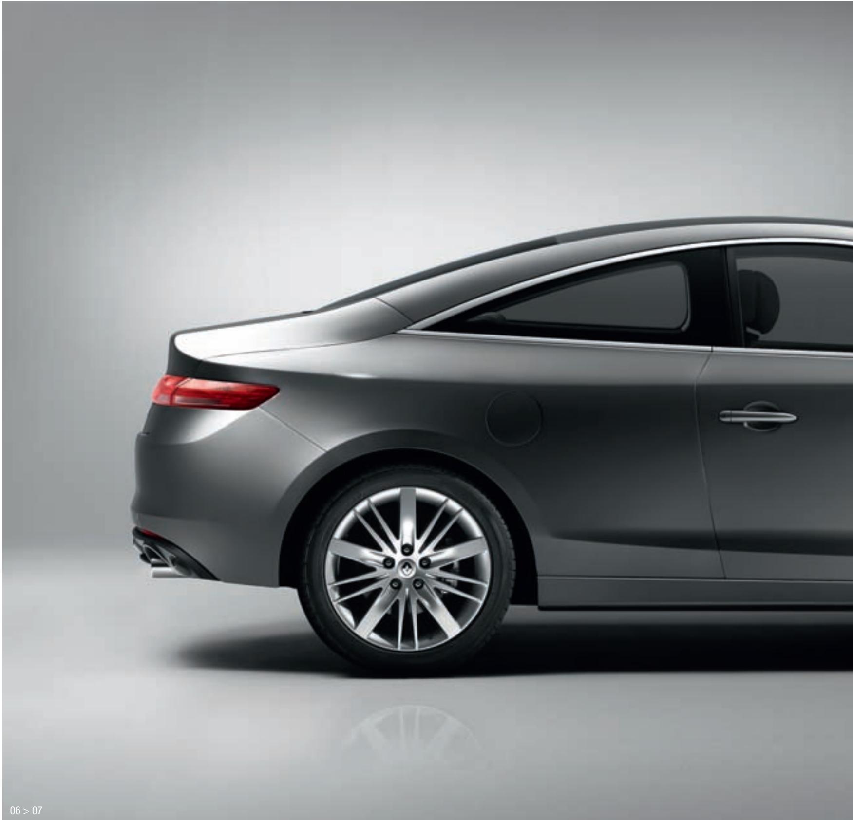 RENAULT LAGUNA COUPE - 8