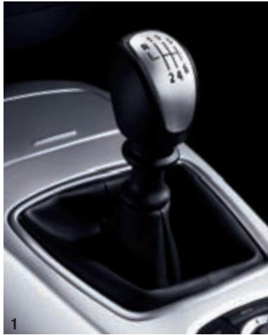 RENAULT LAGUNA COUPE - Des motorisations de caractère, des V6 haute performance. - 4