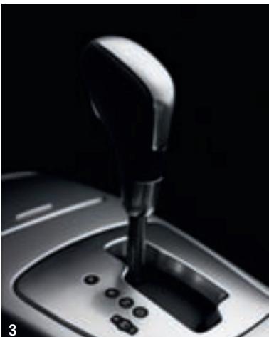 RENAULT LAGUNA COUPE - Des motorisations de caractère, des V6 haute performance. - 6
