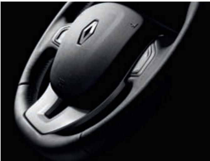 RENAULT LAGUNA COUPE - QUÊTE - 1