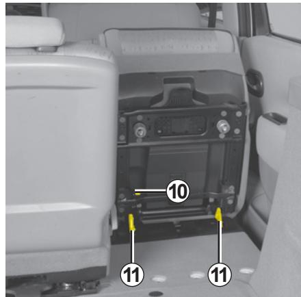 RENAULT SCENIC II - Pour installer un siège - 2