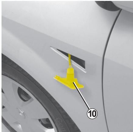 RENAULT SCENIC II - FEUX ARRÈRE (suite) ET LATERAUX : remplacement des lampes - 4
