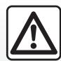 RENAULT SCENIC II - PROJECTEURS LAMPES HALOGENE : remplacement des lampes - 3