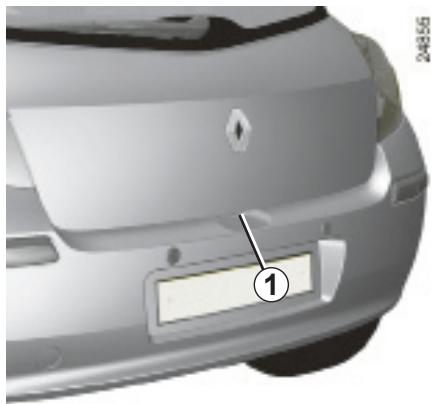 RENAULT CLIO 3 2012 - BOOT/REAR PARCEL SHELF - 1