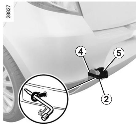 RENAULT CLIO 3 2012 - Access to towing points - 2