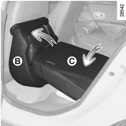 RENAULT MEGANE 3 2012 - BANQUETTE ARRIÈRE fonctionnalités (2/2) - 1