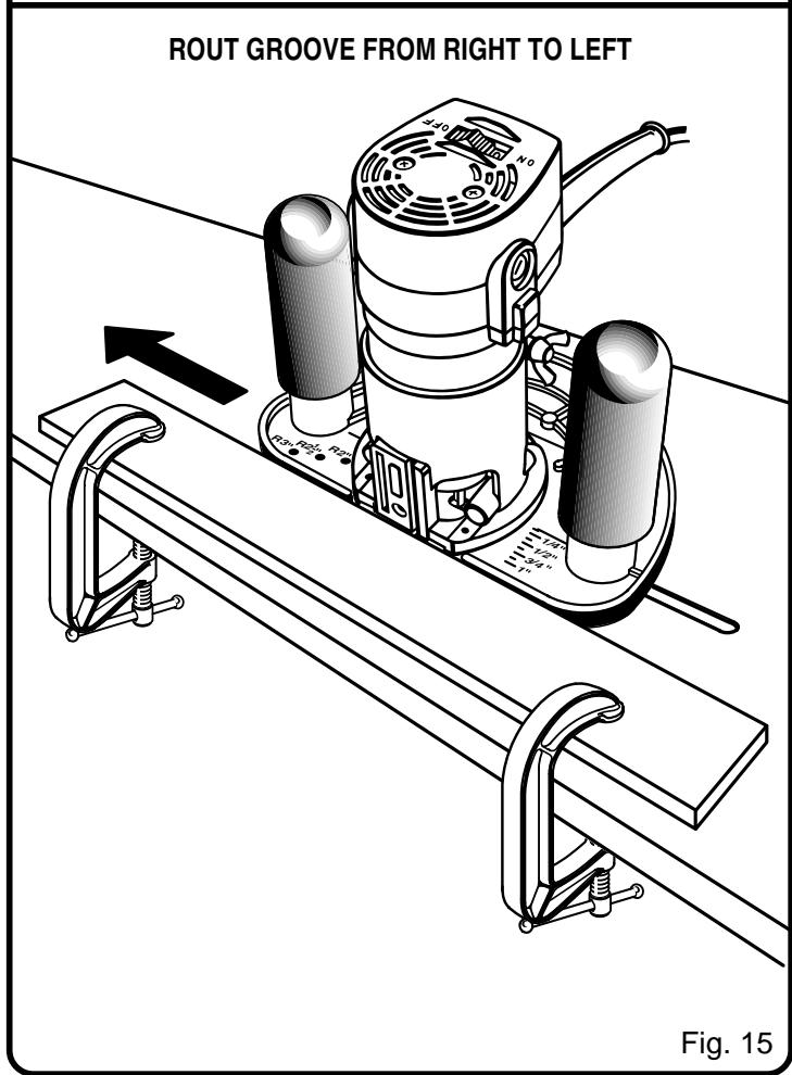 RYOBI TR31 - ROUTING GROOVES PARALLEL TO AN EDGE - 2