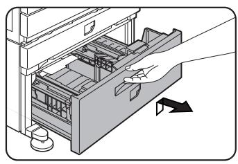 SHARP AR-M451 - Tirez le magasin grande capacité. - 1
